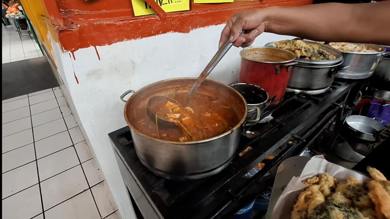 Mole de panza y caldo de barbacoa los remedios no 1 para la resaca