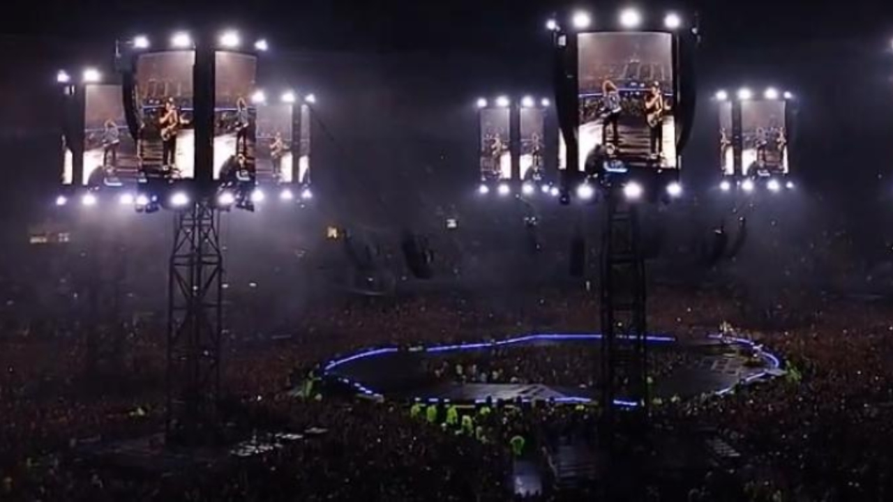 Metallica interpreta La Negra Tomasa