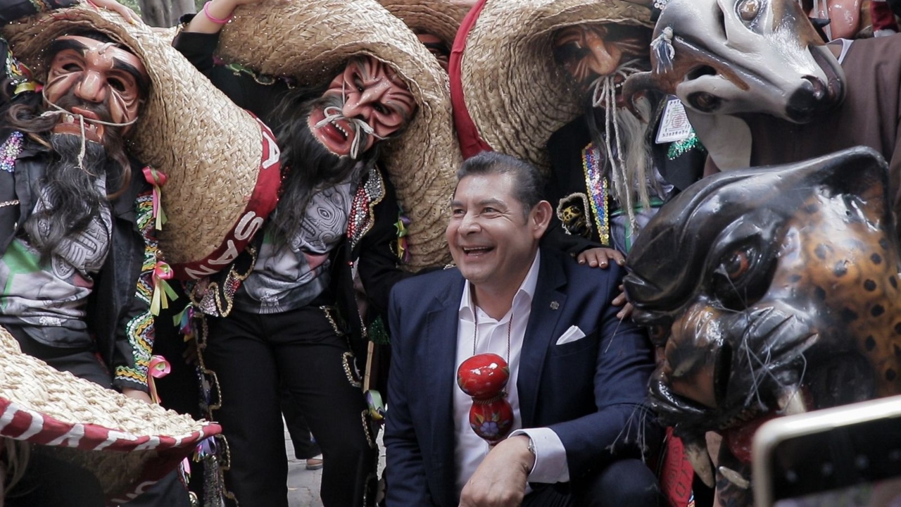 Salvaguardará Armenta costumbres y tradiciones