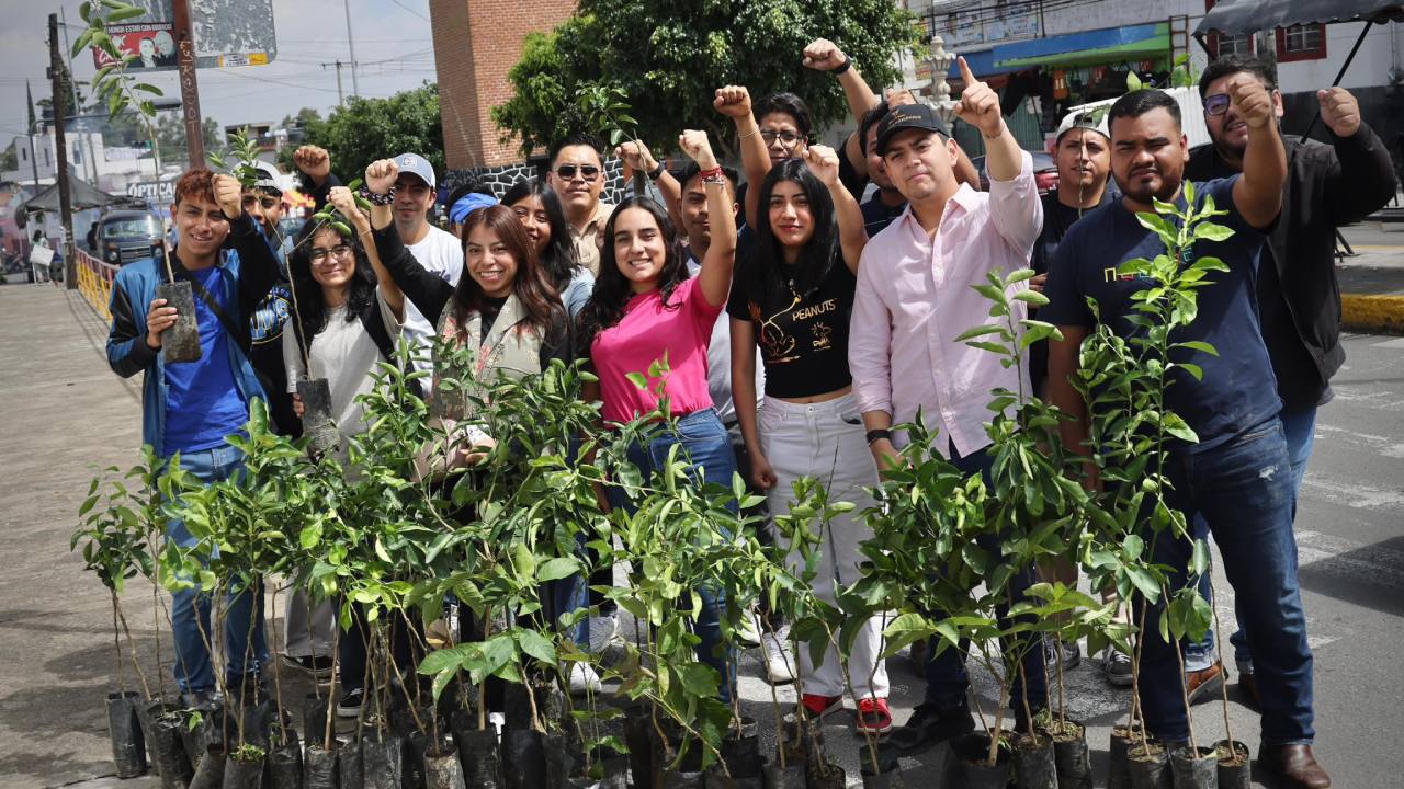 Continúan jóvenes con legado ambiental de Armenta