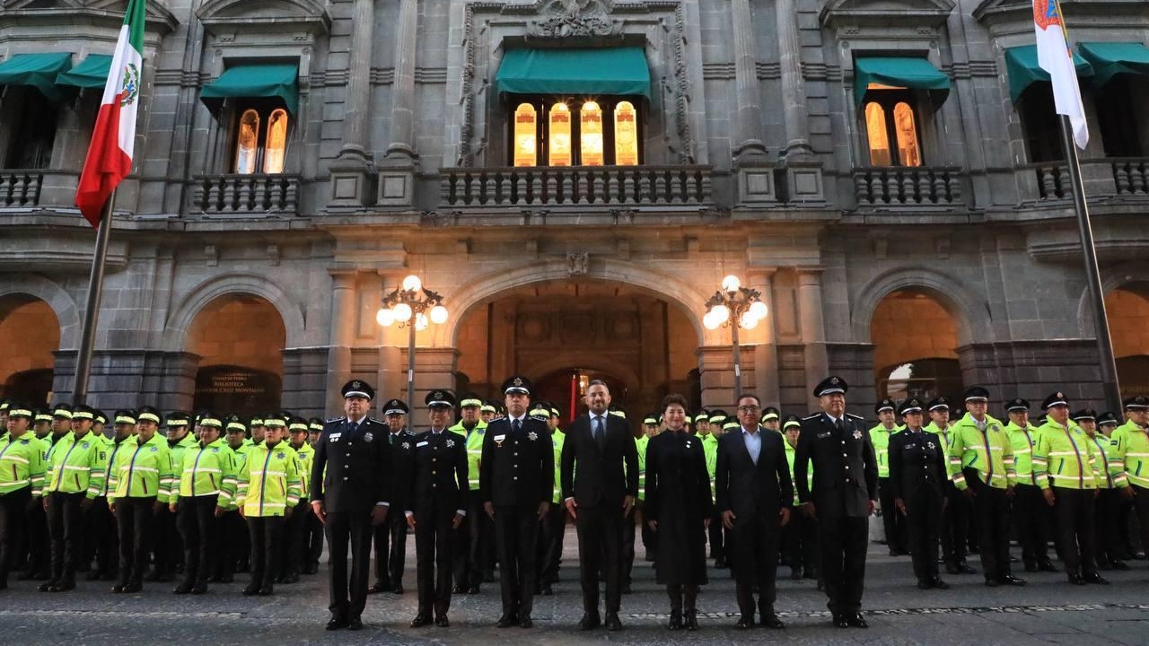 Adán Domínguez realiza último pase de lista a policías