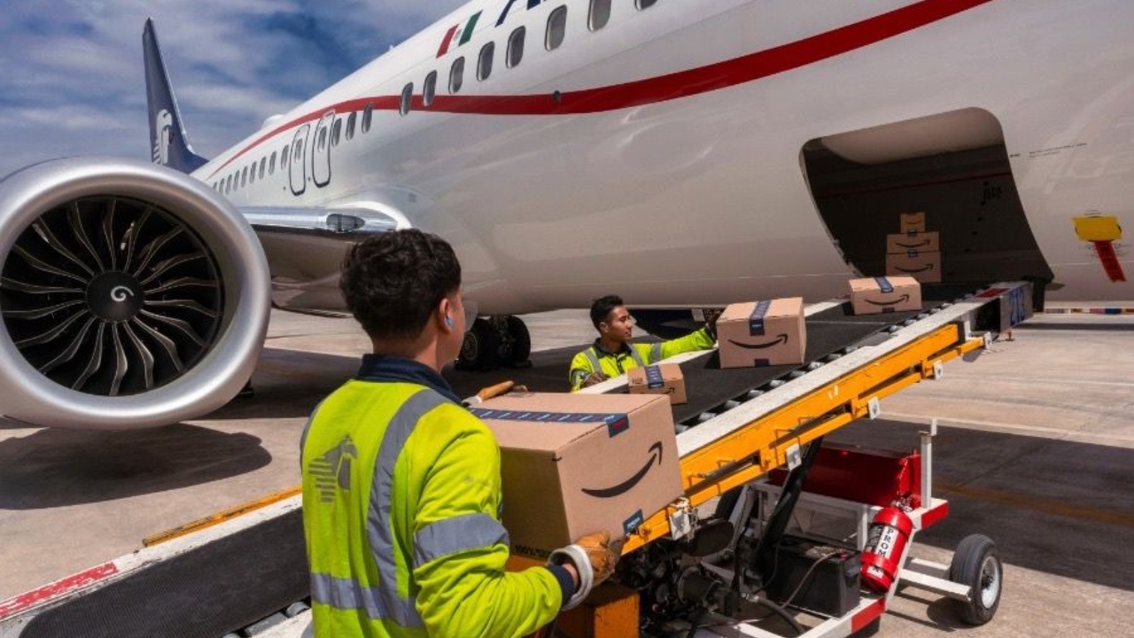 Amazon y Aeroméxico reducen el tiempo de entrega de paquetes a clientes