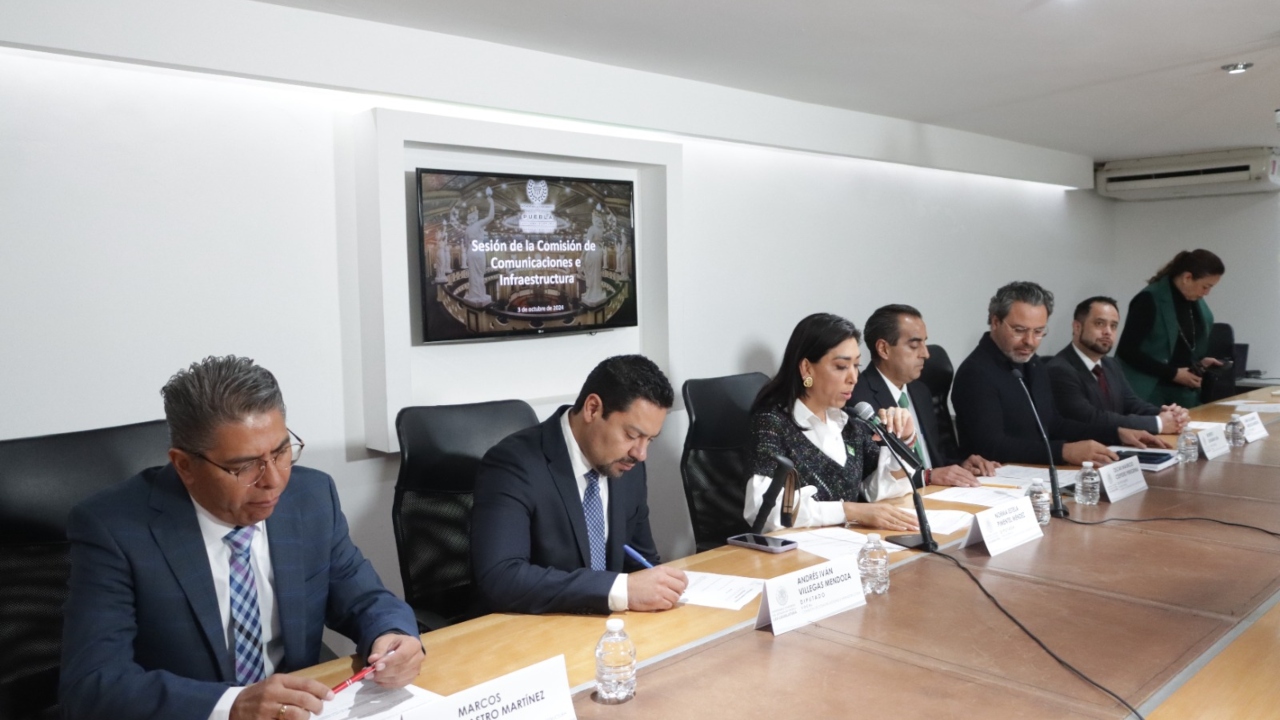 Instala Congreso Comisión de Comunicaciones, Infraestructura y PC