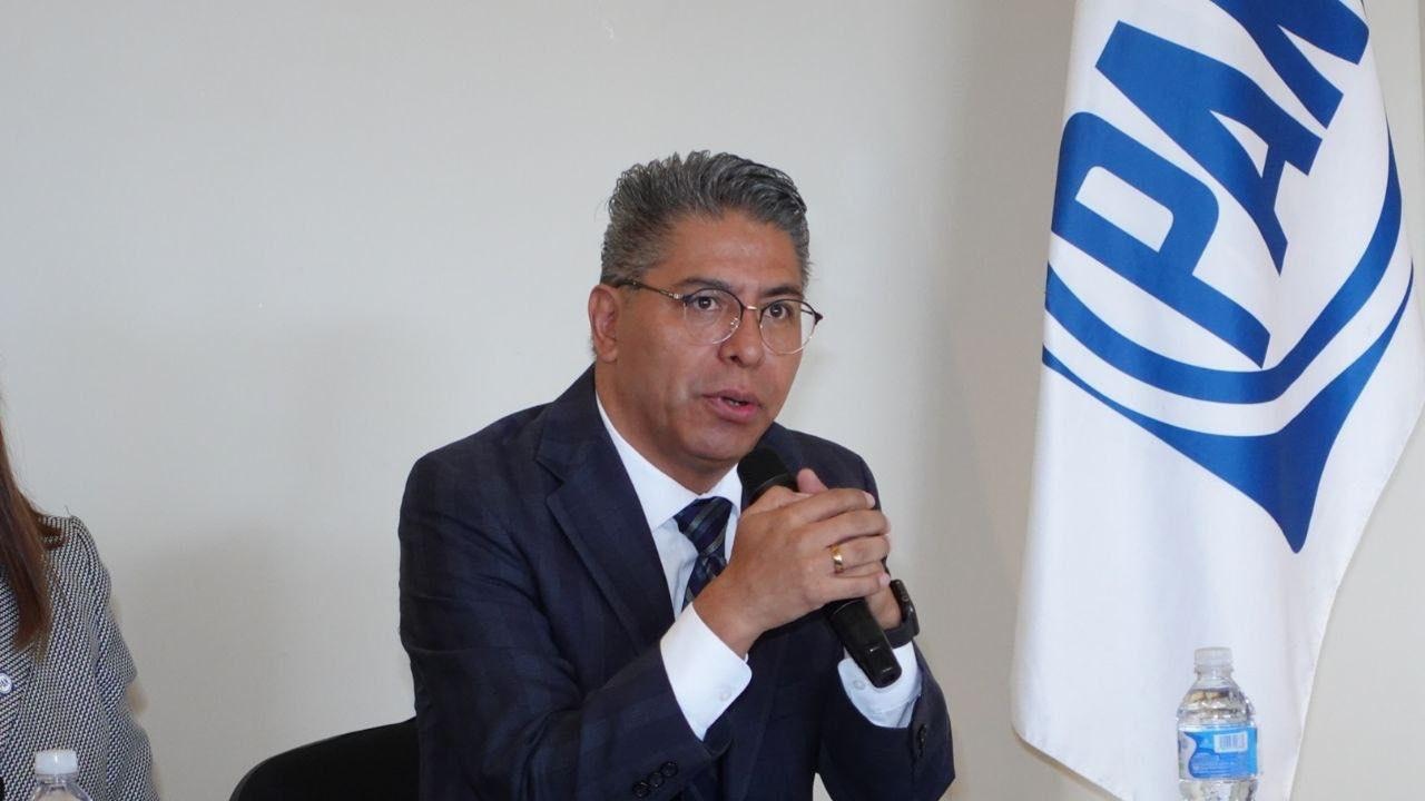 Marcos Castro rechaza intención de préstamo en Puebla capital