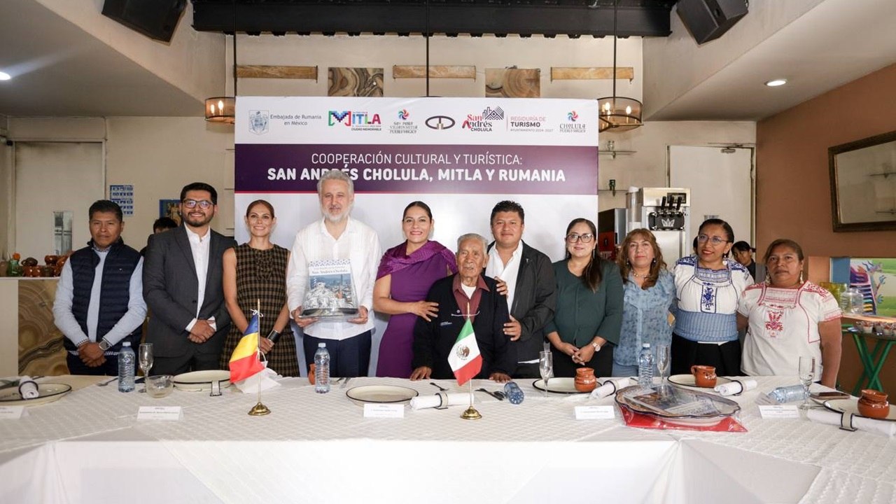 Extiende gobierno de San Andrés Cholula lazos de cooperación con Rumania y con Mitla