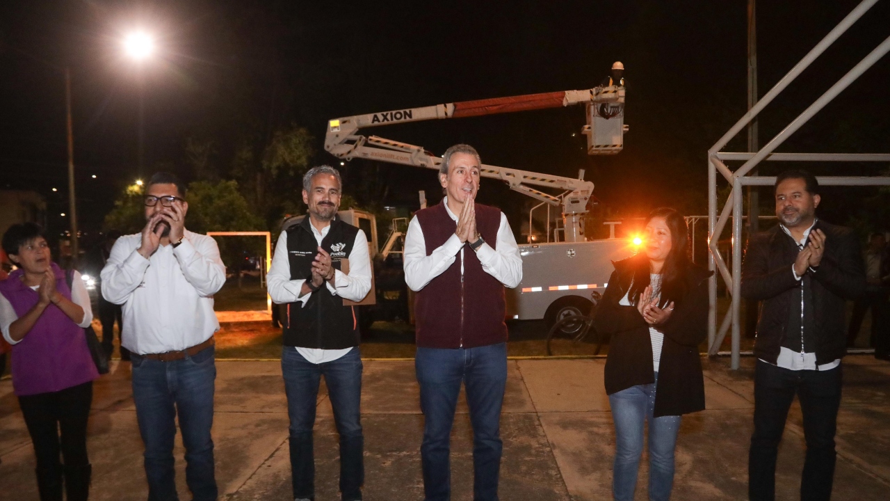 Anuncian modernización de alumbrado en la capital