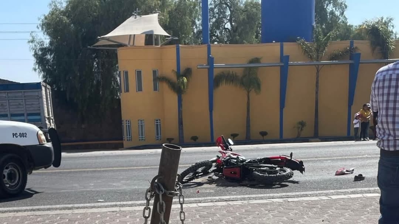 Motociclista muere tras derrapar en Acatzingo