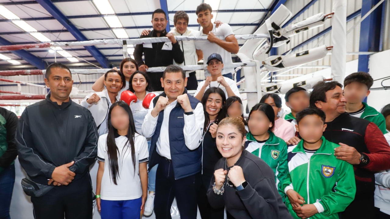 Armenta impulsa “Por Amor a Puebla, Activación deportiva”