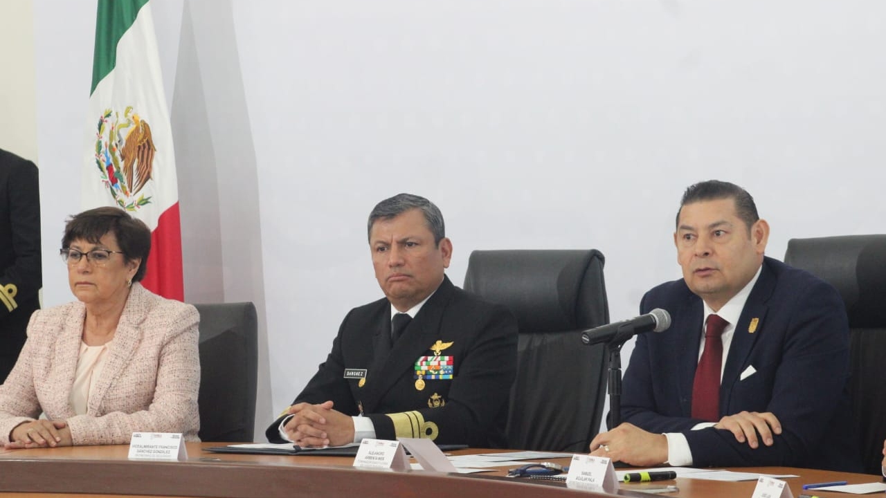 Gobierno de Puebla busca regularizar a vendedores ambulantes