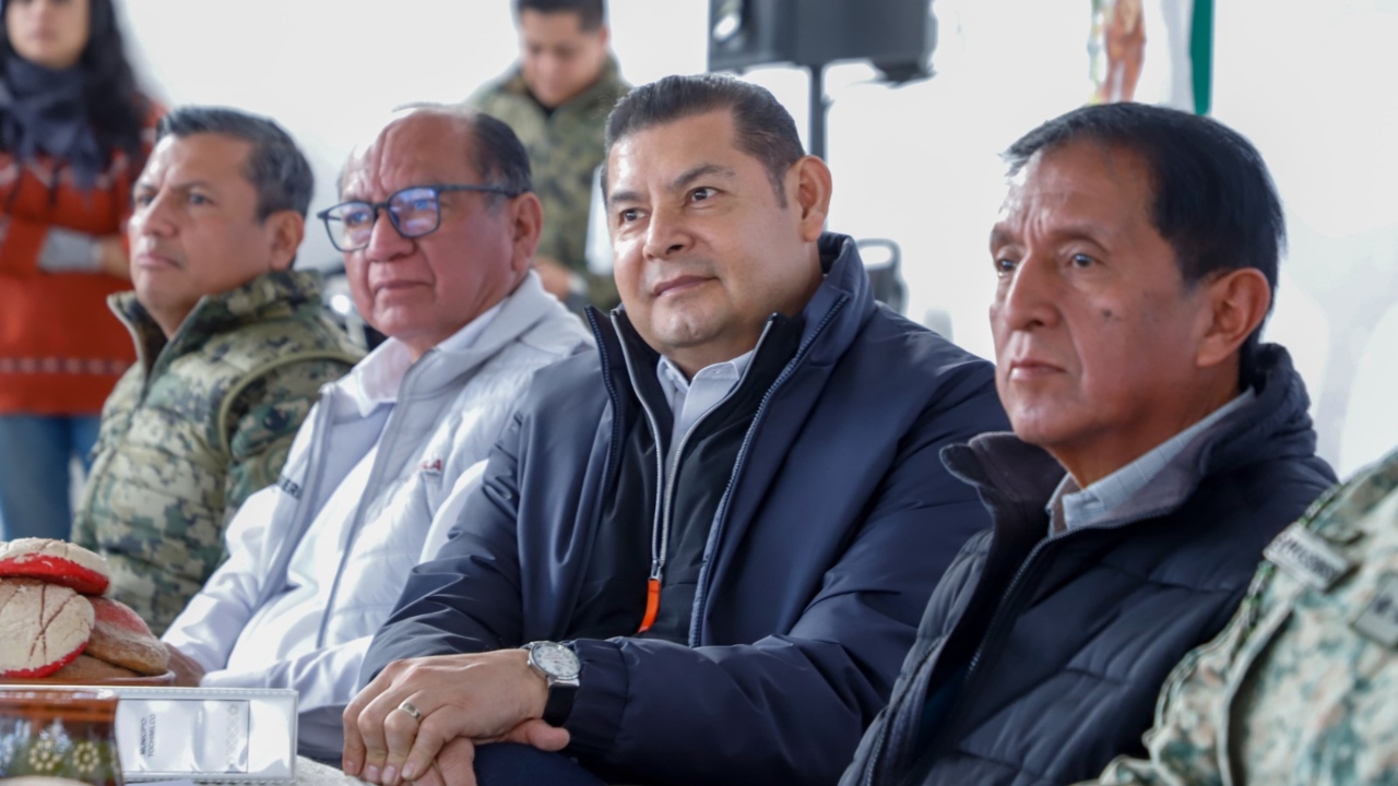 Puebla, preparada ante contingencia volcánica: Armenta