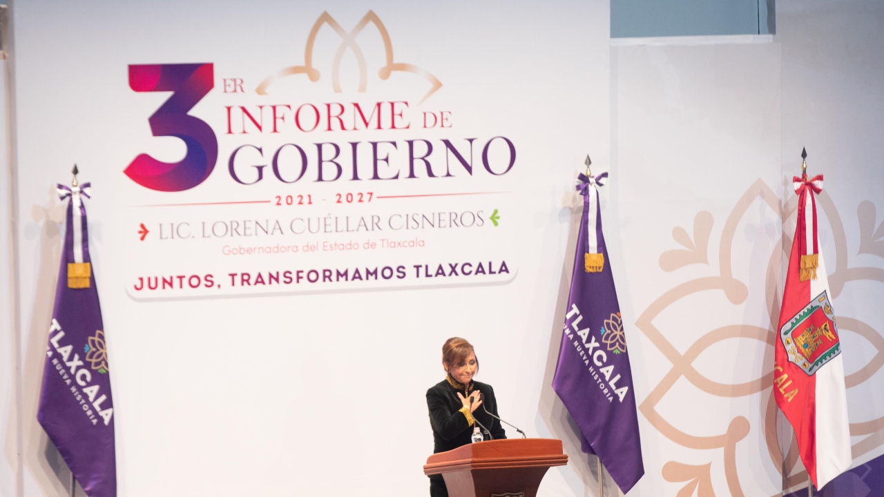 Lorena Cuéllar presentó su tercer informe de gobierno