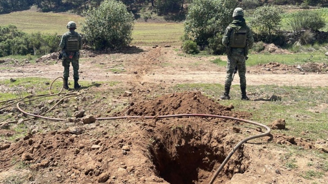 Semar y Pemex desmantelan dos tomas clandestinas en Puebla