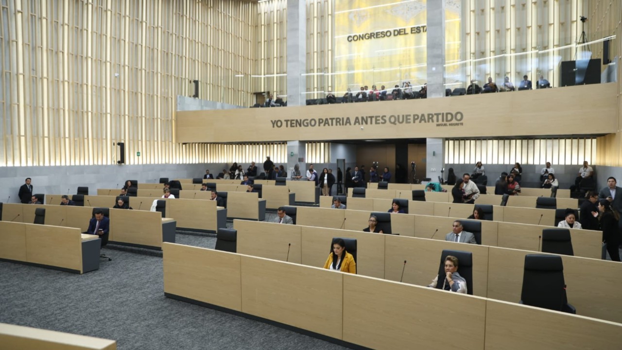 Directivos de Sicom podrán tener hasta 23 años de edad