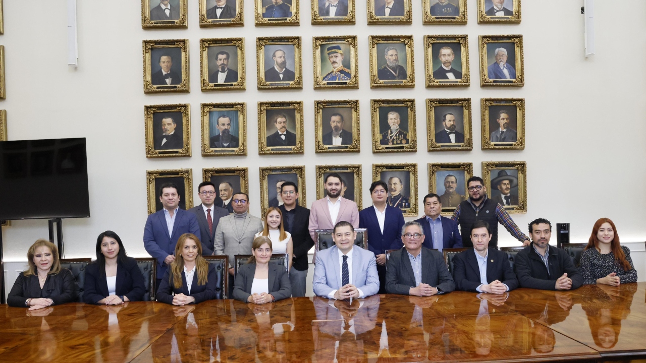 Crearán en Puebla Casa del Diseño de Semiconductores: Armenta