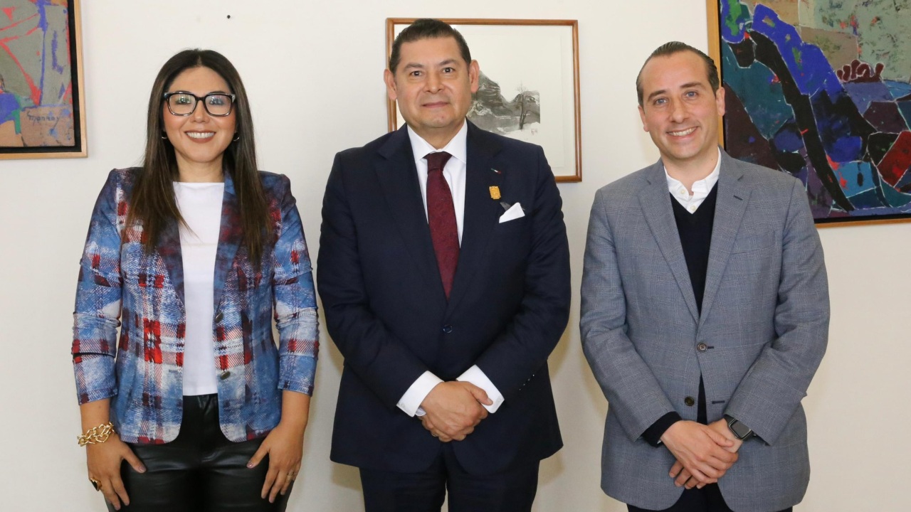 Alejandro Armenta se reúne con dirigentes del PAN Puebla
