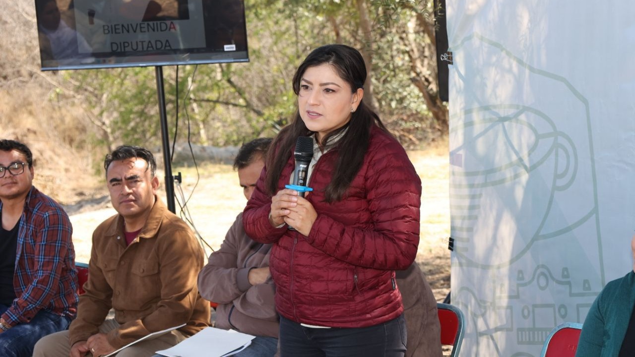 Claudia Rivera celebra instalación de Olinia en Puebla