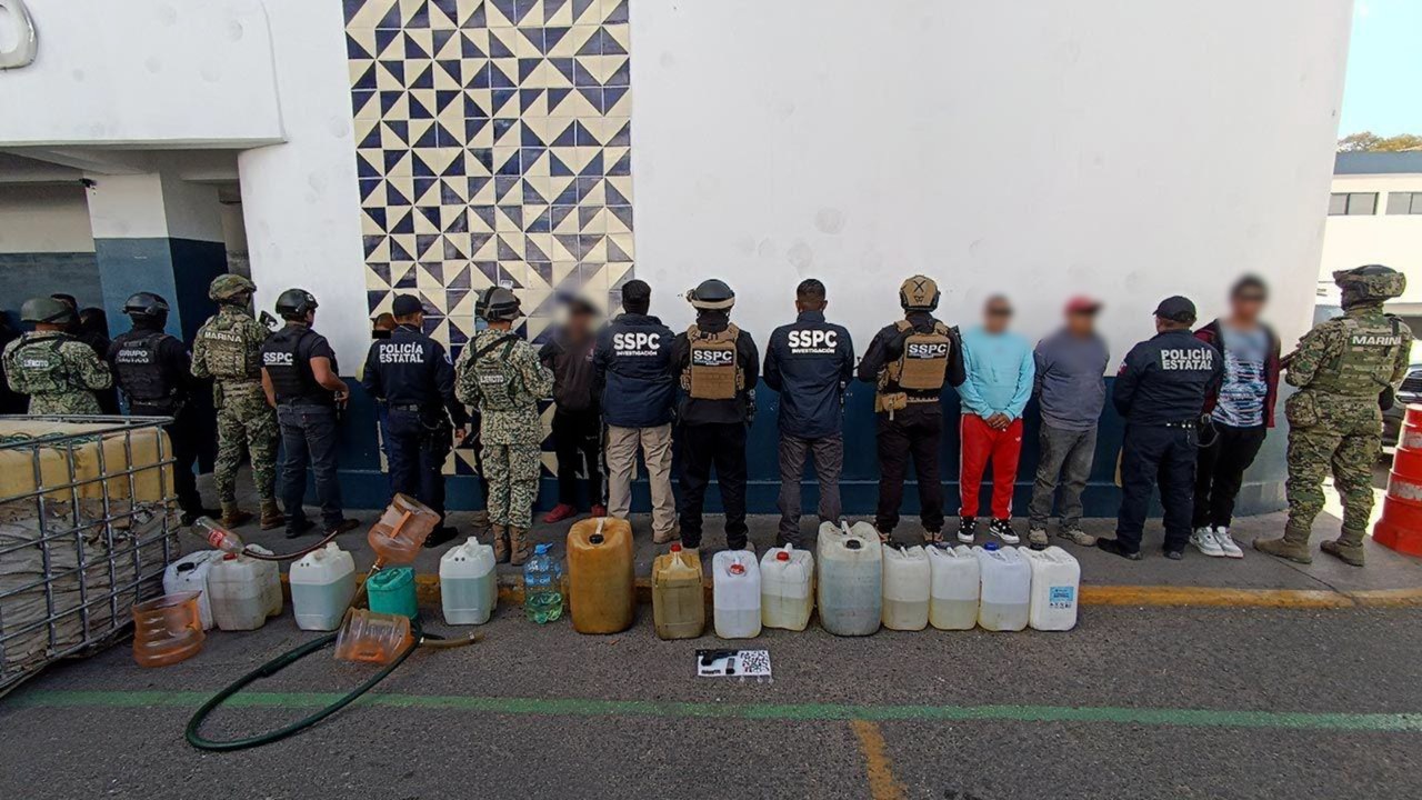 Detienen a catorce personas por venta ilegal de combustible