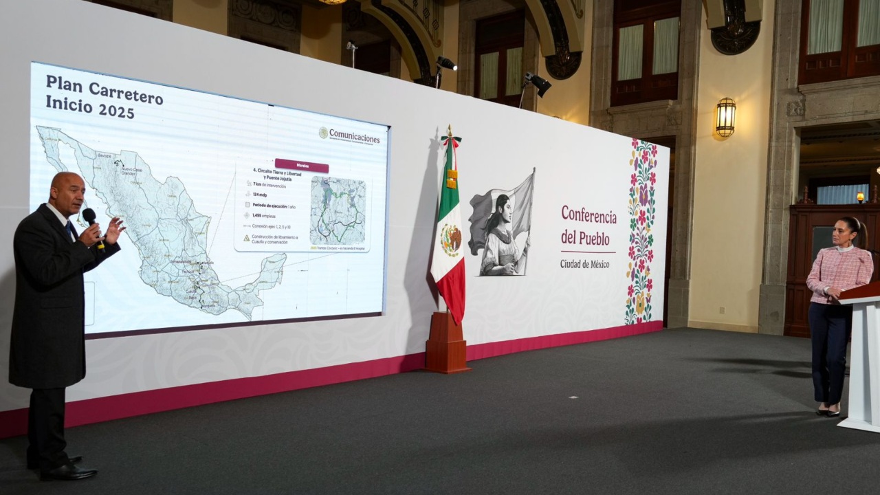 Anuncia Claudia Sheinbaum Plan Carretero 2025