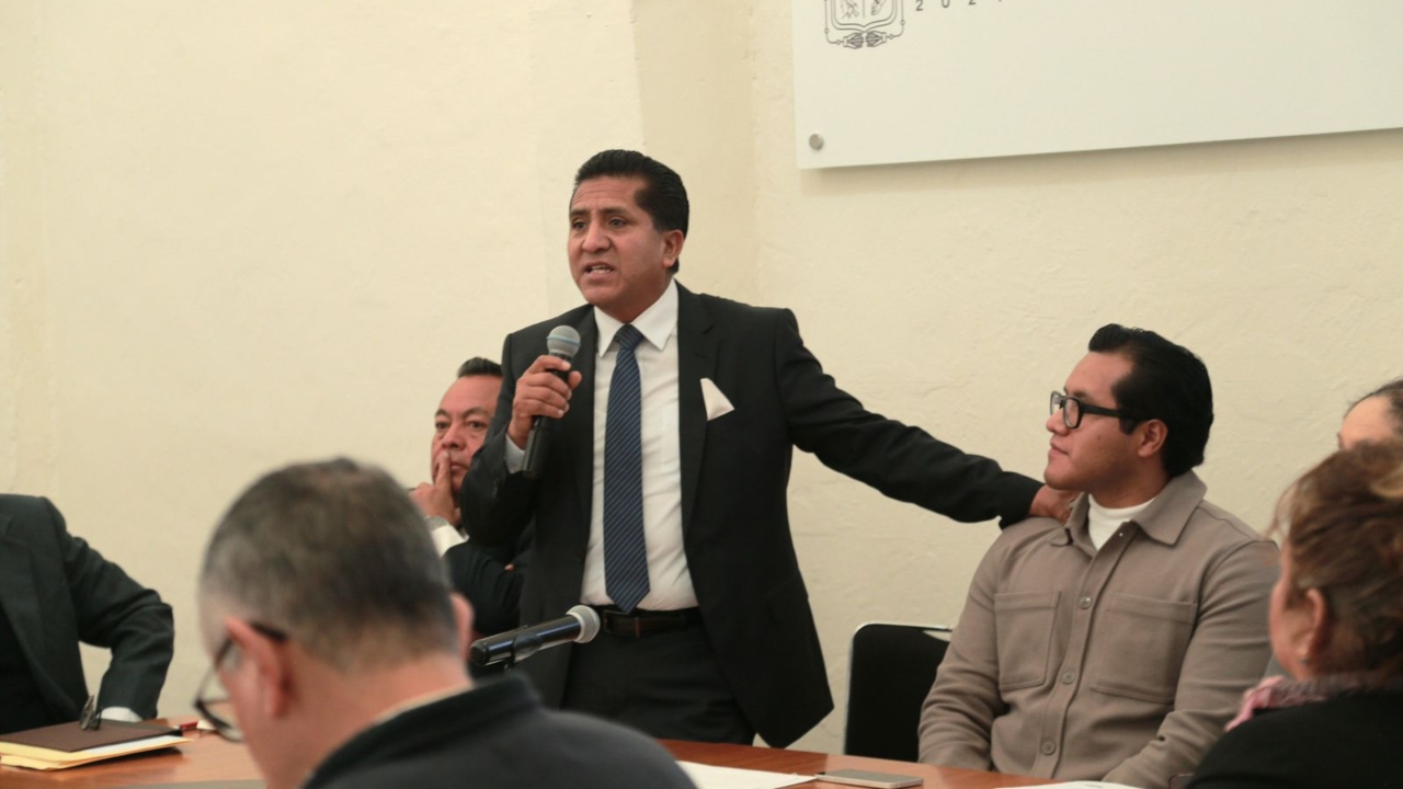Capacitan a 27 delegados del SEDIF en atención humana