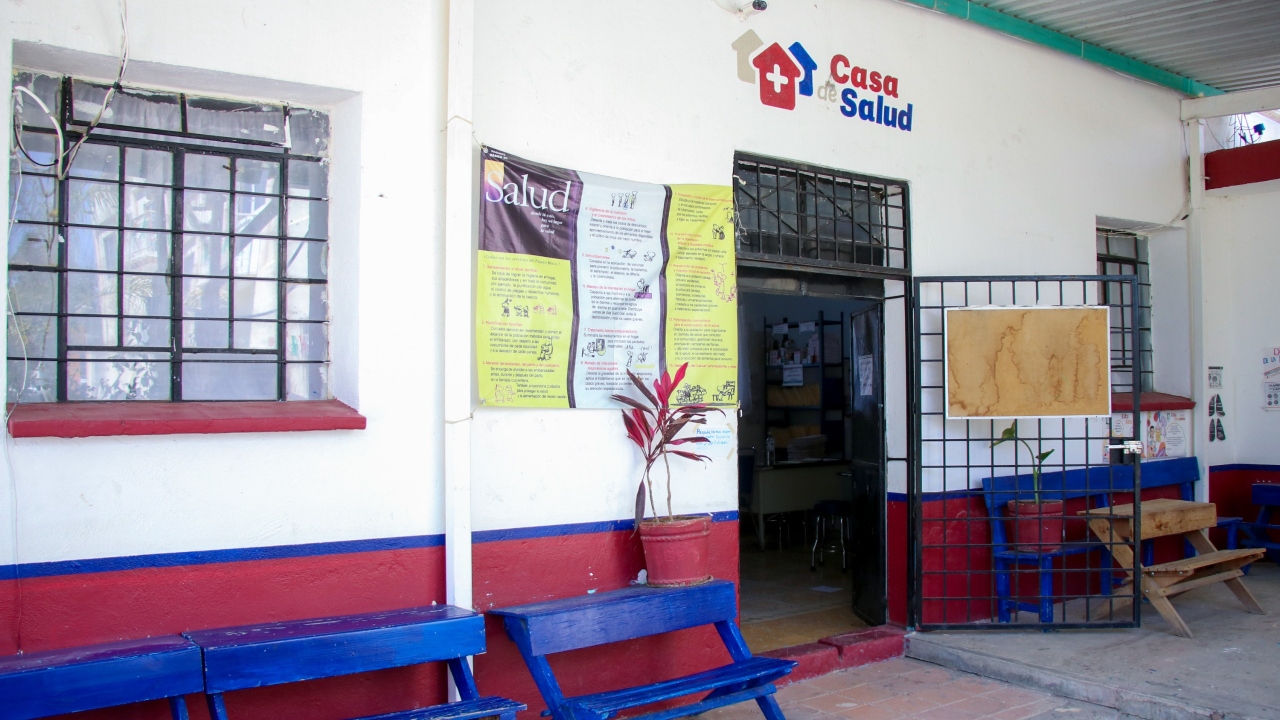Anuncia Armenta rehabilitación de mil 500 Casas de Salud