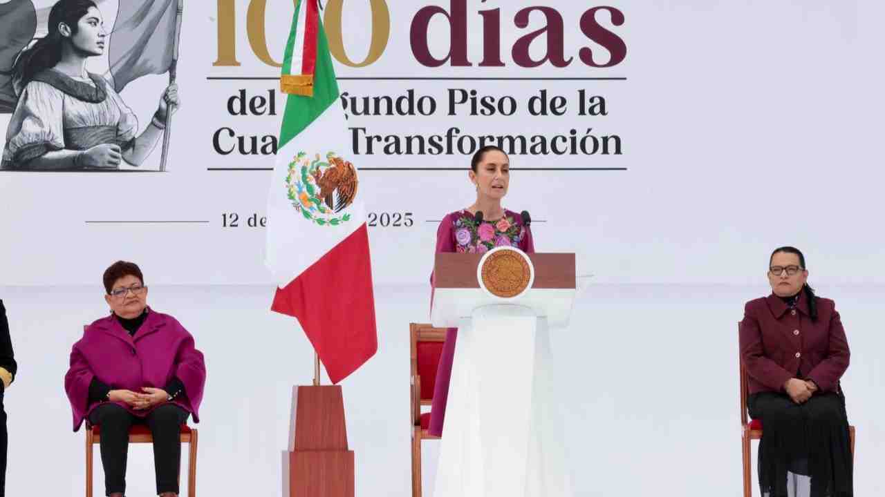 Contribuyen migrantes a economía de EU más que a la de México: Sheinbaum