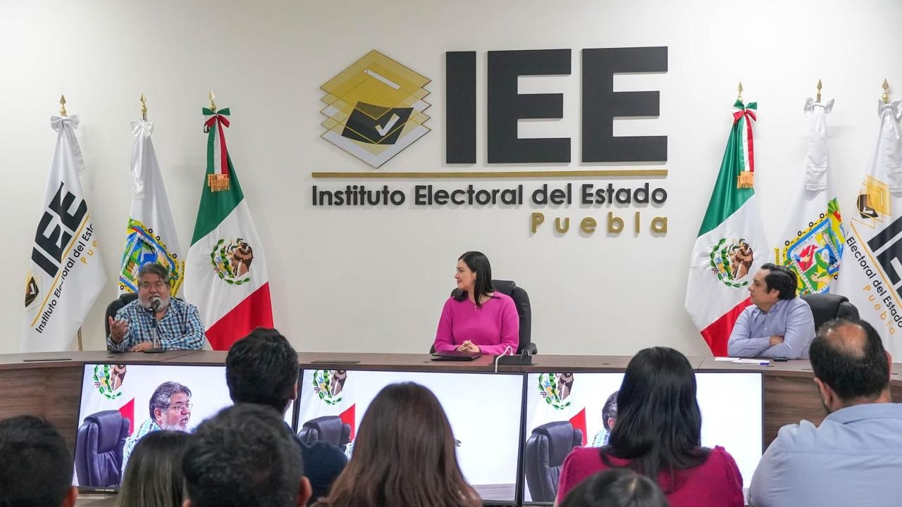 Pone IEE en subasta bienes muebles de Compromiso por Puebla