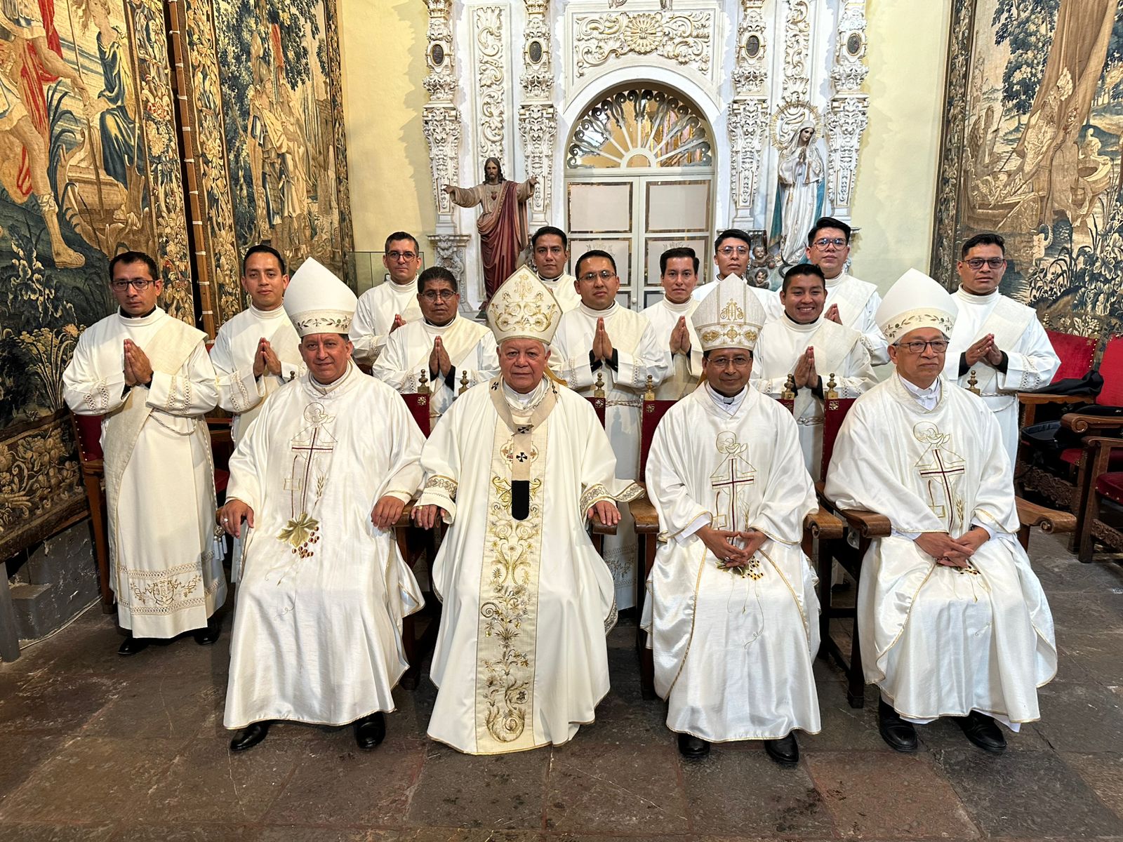 Once Nuevos Sacerdotes son Ordenados para la Arquidiócesis de Puebla