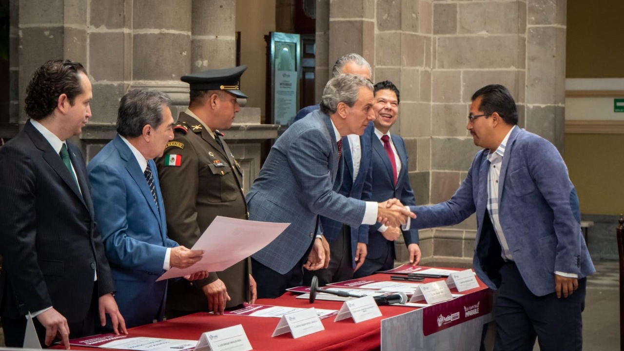 Presenta Pepe Chedraui convocatoria para Servicio Militar Nacional