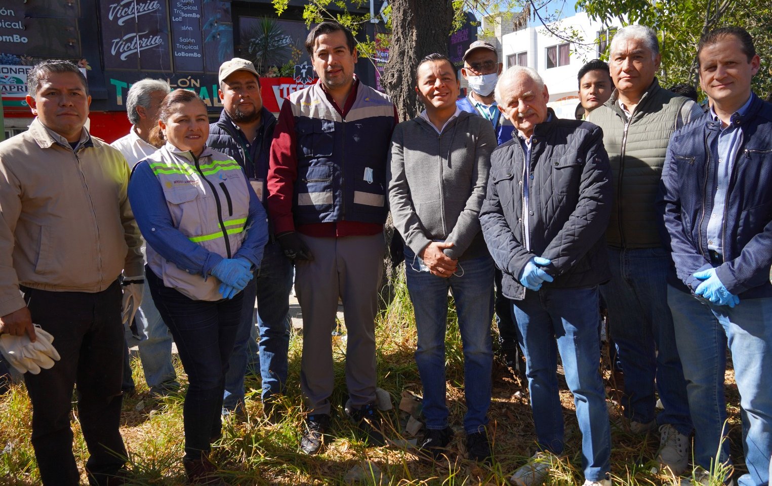 Realizan en Texmelucan jornada de limpieza en las márgenes del río Atoyac