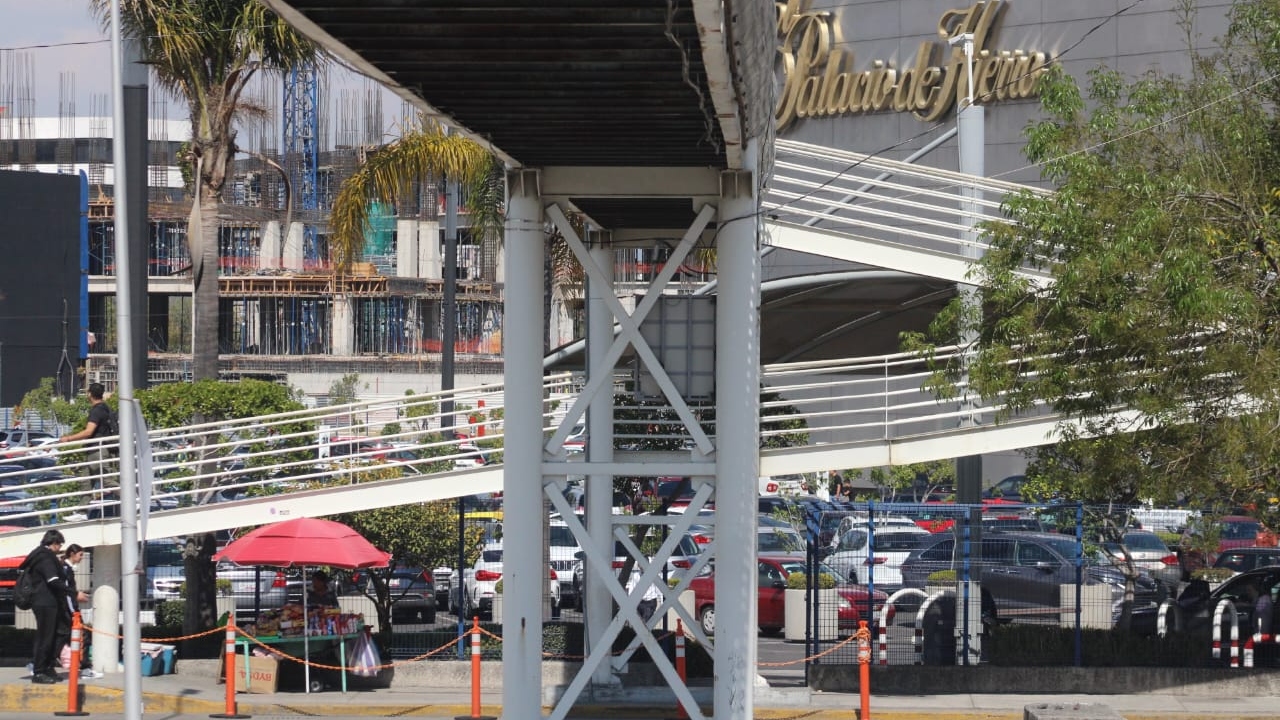 Ambulantes, realidad en exclusivas plazas de Puebla y San Andrés Cholula