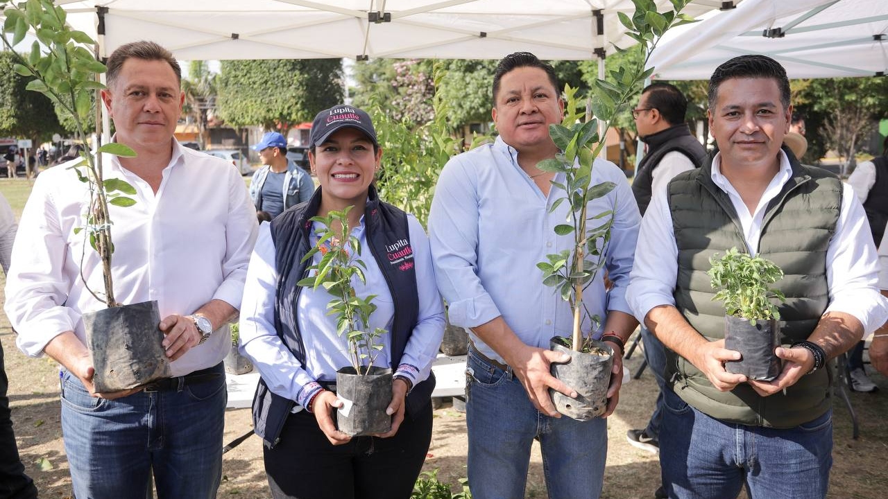 Promueve Lupita Cuautle la adopción de árboles