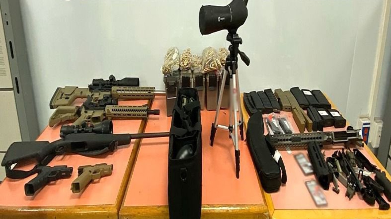 Atrapan a estadounidense con un arsenal en Tijuana
