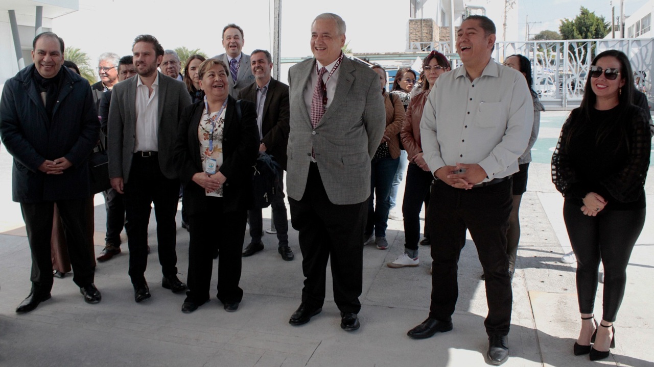 ISSSTEP Puebla inaugura bazar de Jubilados y Pensionados