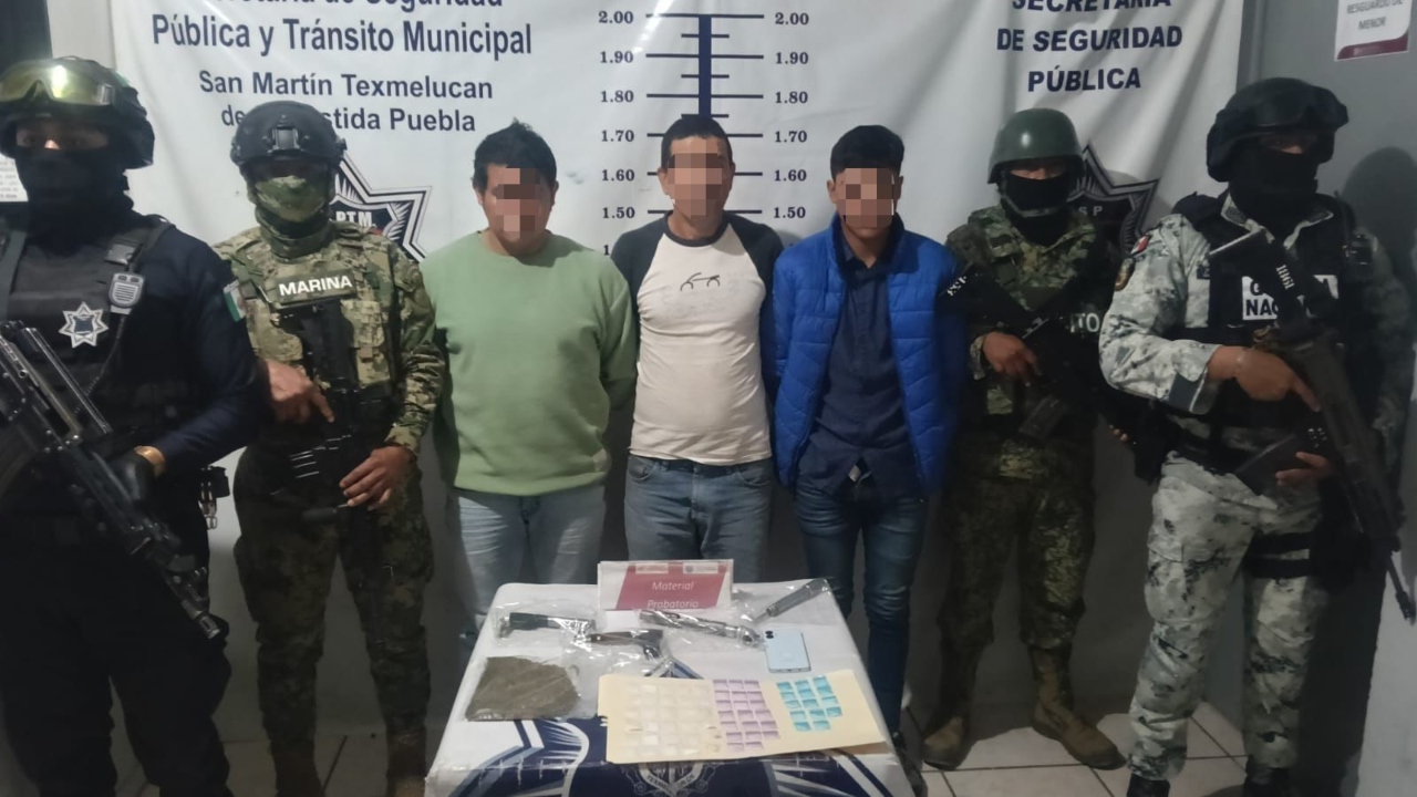 Detienen en Texmelucan a 3 sujetos armados y con estupefacientes