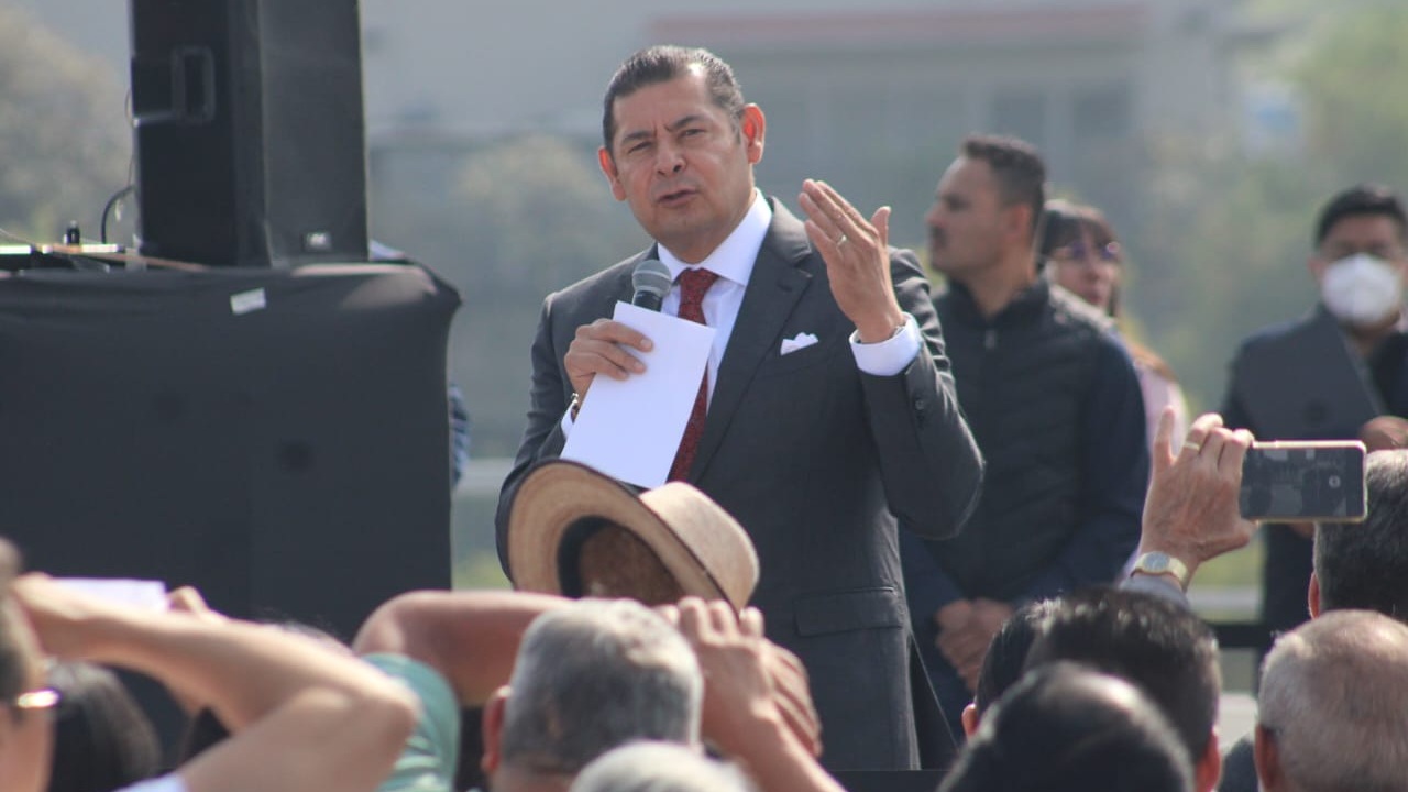 Raymundo Atanasio coordinará la recuperación del río Atoyac: Armenta