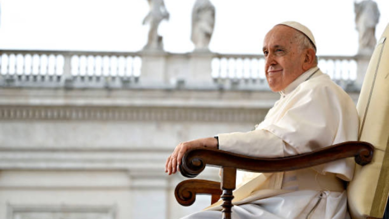 Sufre Papa Francisco dos recaídas; estado de salud, reservado