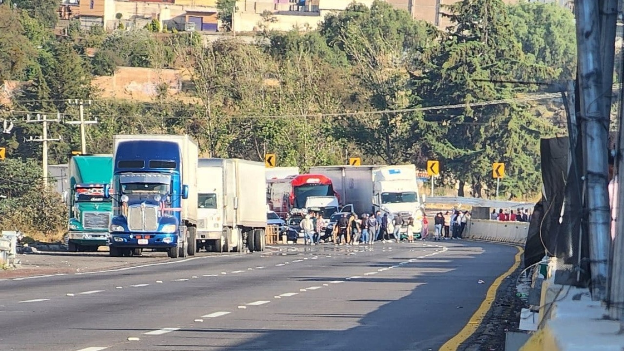 Falsa desaparición de un niño causó bloqueo en Tlahuapan