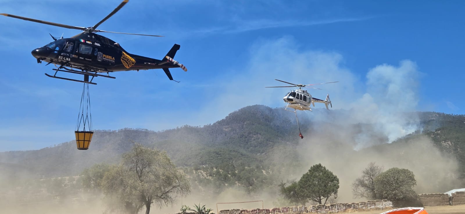 Autoridades intensifican labores para liquidar cuatro incendios activos en Puebla