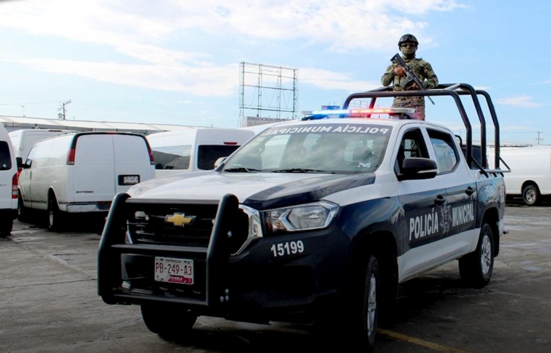 SSP y Gobernación de Texmelucan implementan operativo de seguridad en tianguis