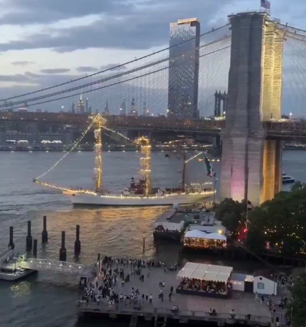 Armada de México confirma dos marinos muertos por choque en puente de Brooklyn