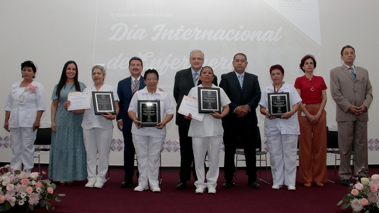 ISSSTEP reconoce la vocación humanista y profesional de Enfermería