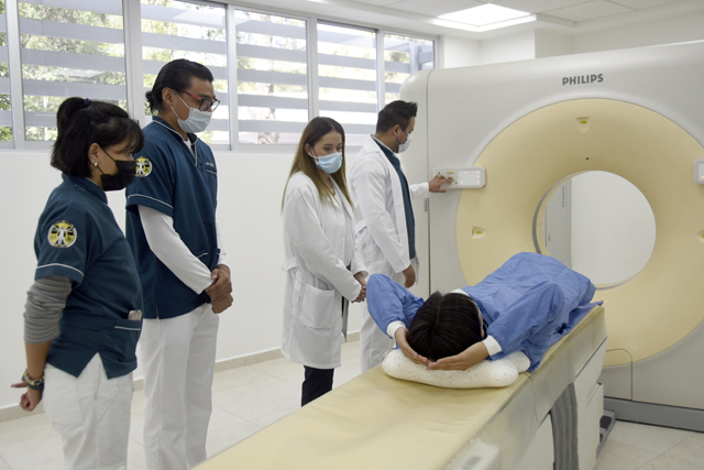 BUAP impulsa capacitación docente en salud con innovador centro de simulación