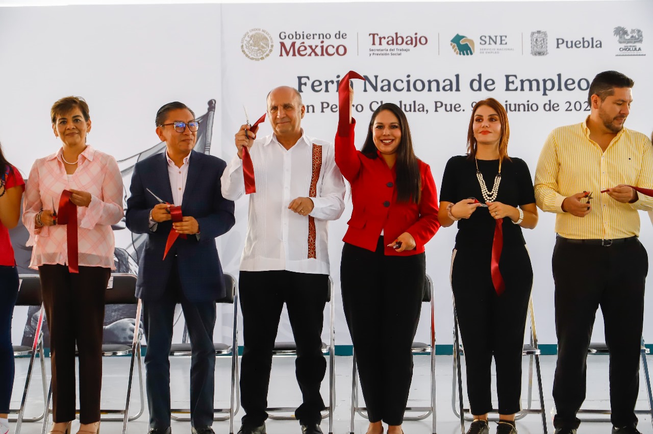Feria de empleo en Cholula ofrece más de 1,300 vacantes para reducir la informalidad