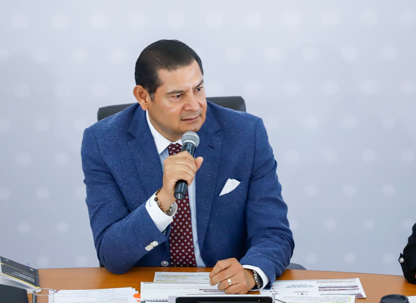 Puebla duplicará matrícula en Medicina con apoyo del IMSS-Bienestar