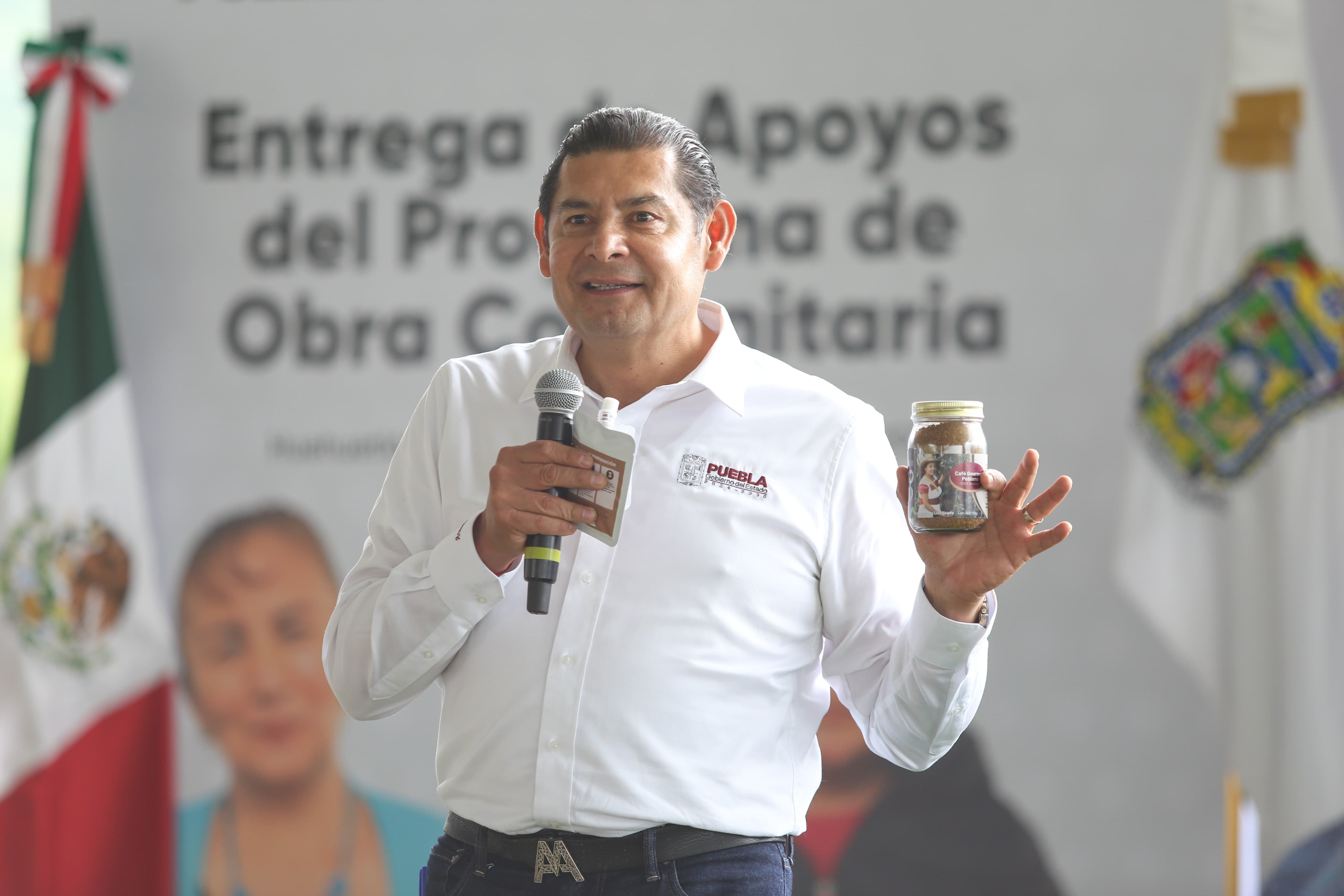 Gobierno de Puebla fortalece campo y economía local