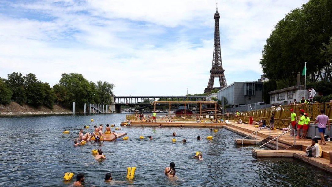 París permite de nuevo nadar en el Sena tras más de un siglo