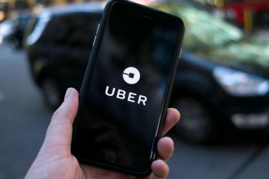 Uber sube tarifas y enfrenta críticas del gobierno por incumplir acuerdos