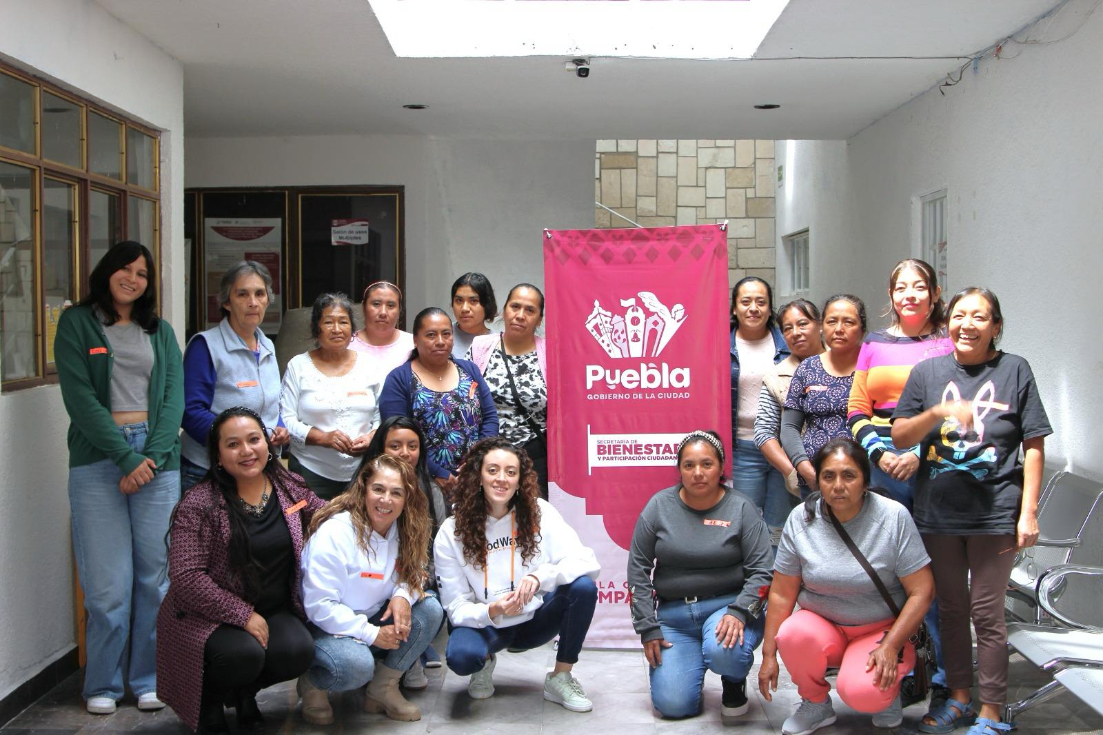 Capacitan a mujeres de Chautla en joyería artesanal