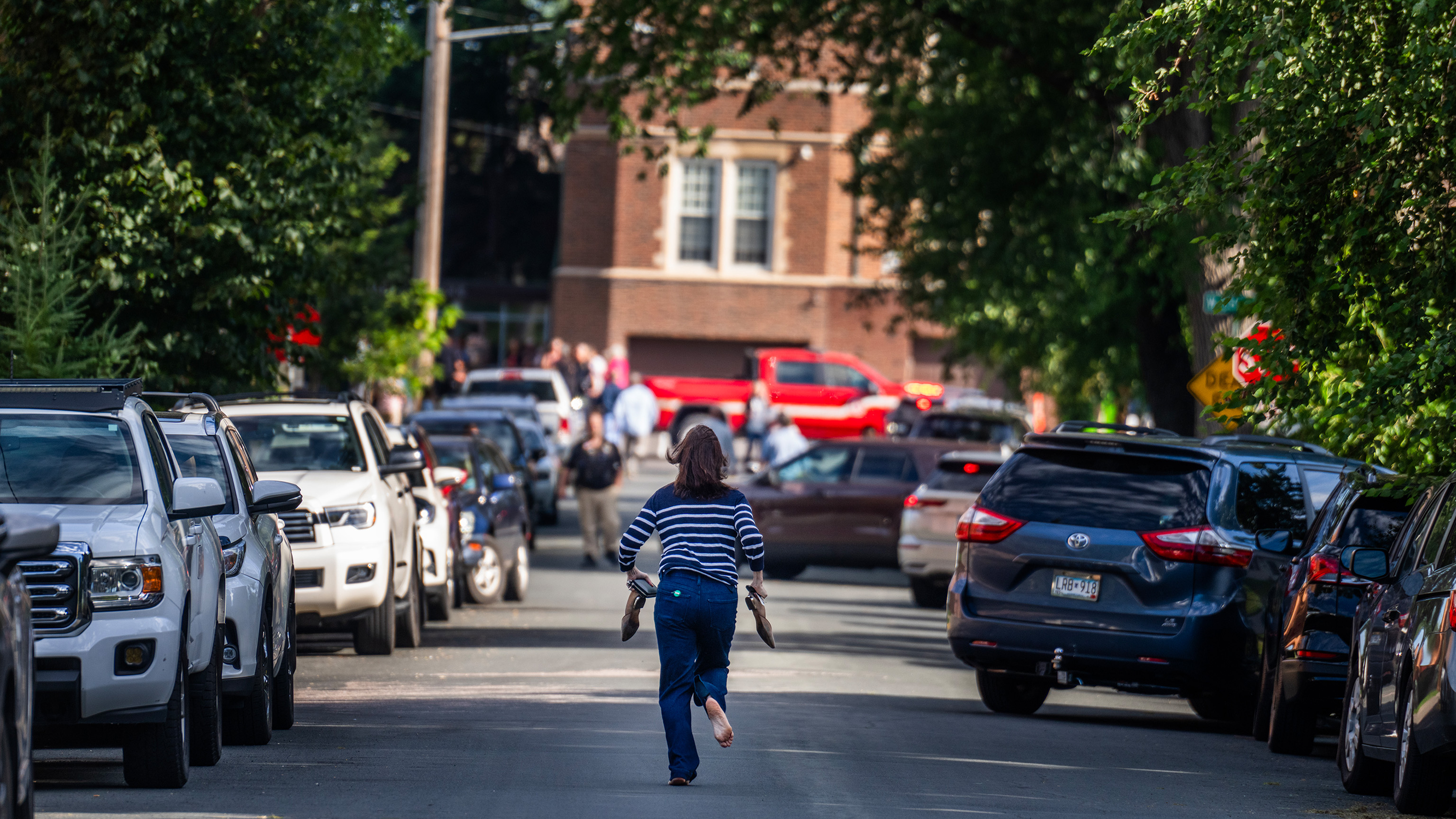 FBI identifica al atacante del tiroteo en escuela de Minneapolis