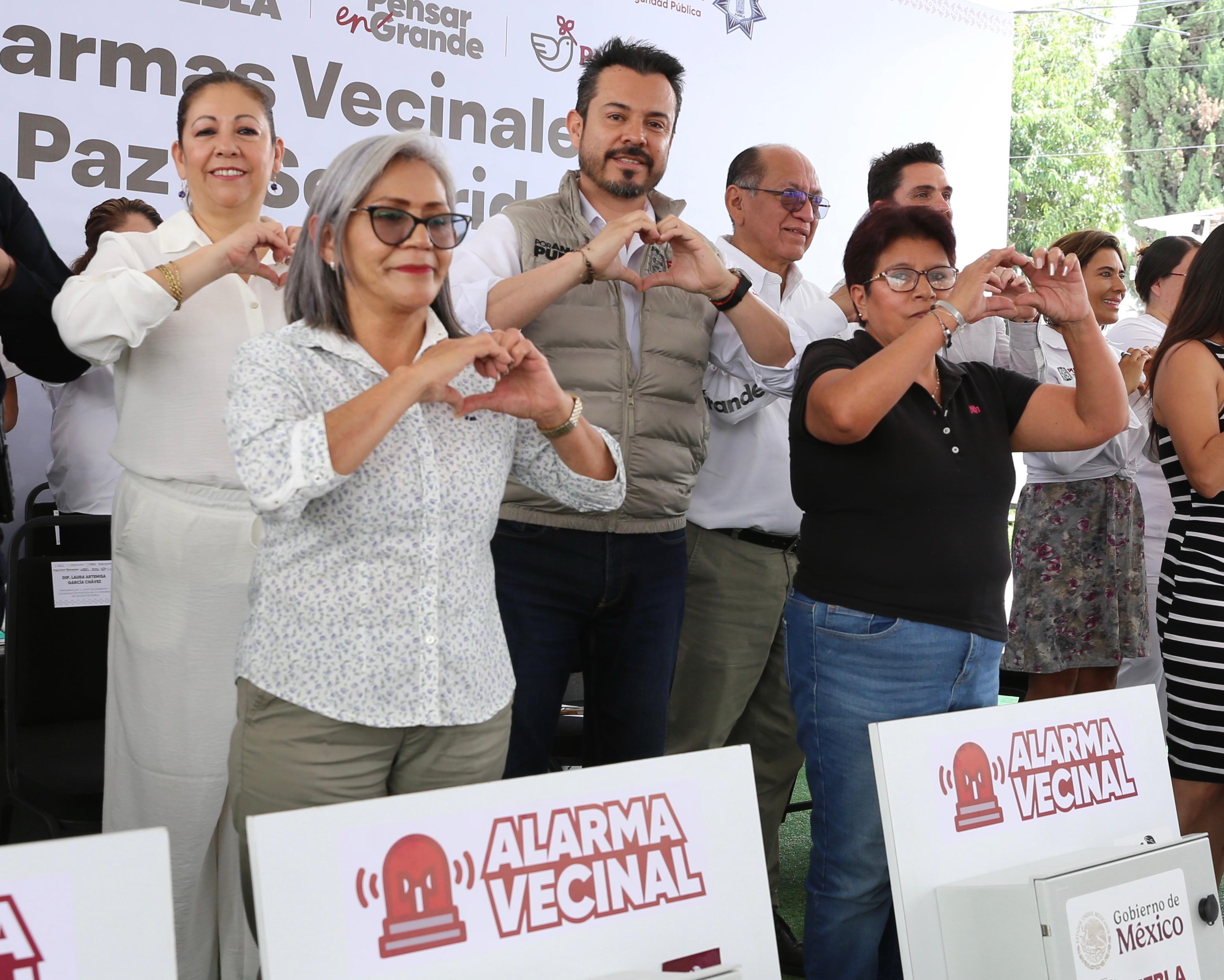 Mujeres lideran comités vecinales y refuerzan seguridad comunitaria en Puebla